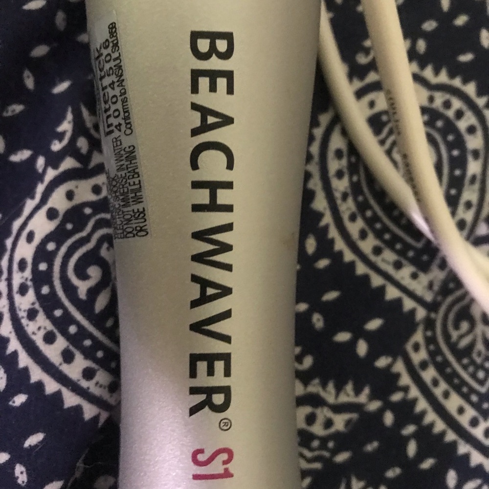 Beachwaver 1